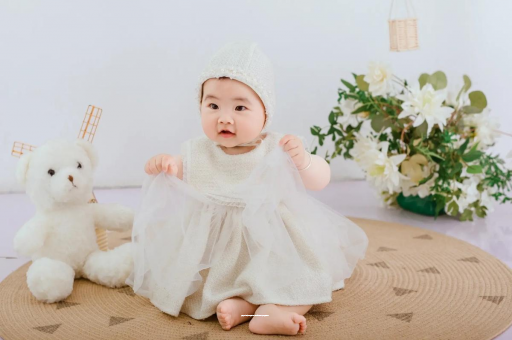 阳春孕妇几个月开始显怀