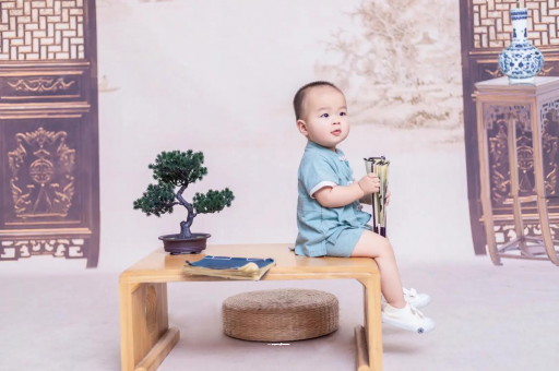 阳春宝宝几个月会认人